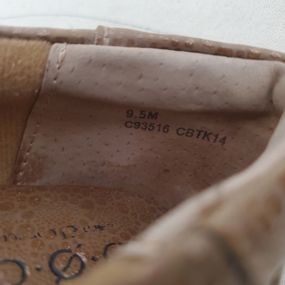 BOC Womens Bronze Gold Metallic Faux Leather Clogs Arch Support Size 9.5M EUC - Picture 10 of 11